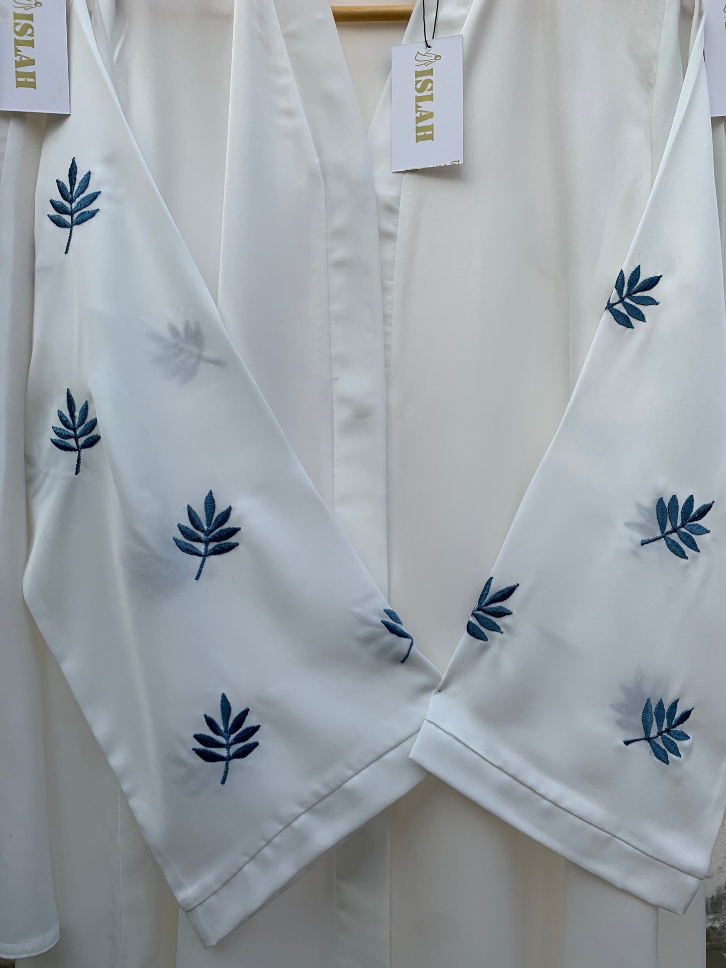 White - AURA