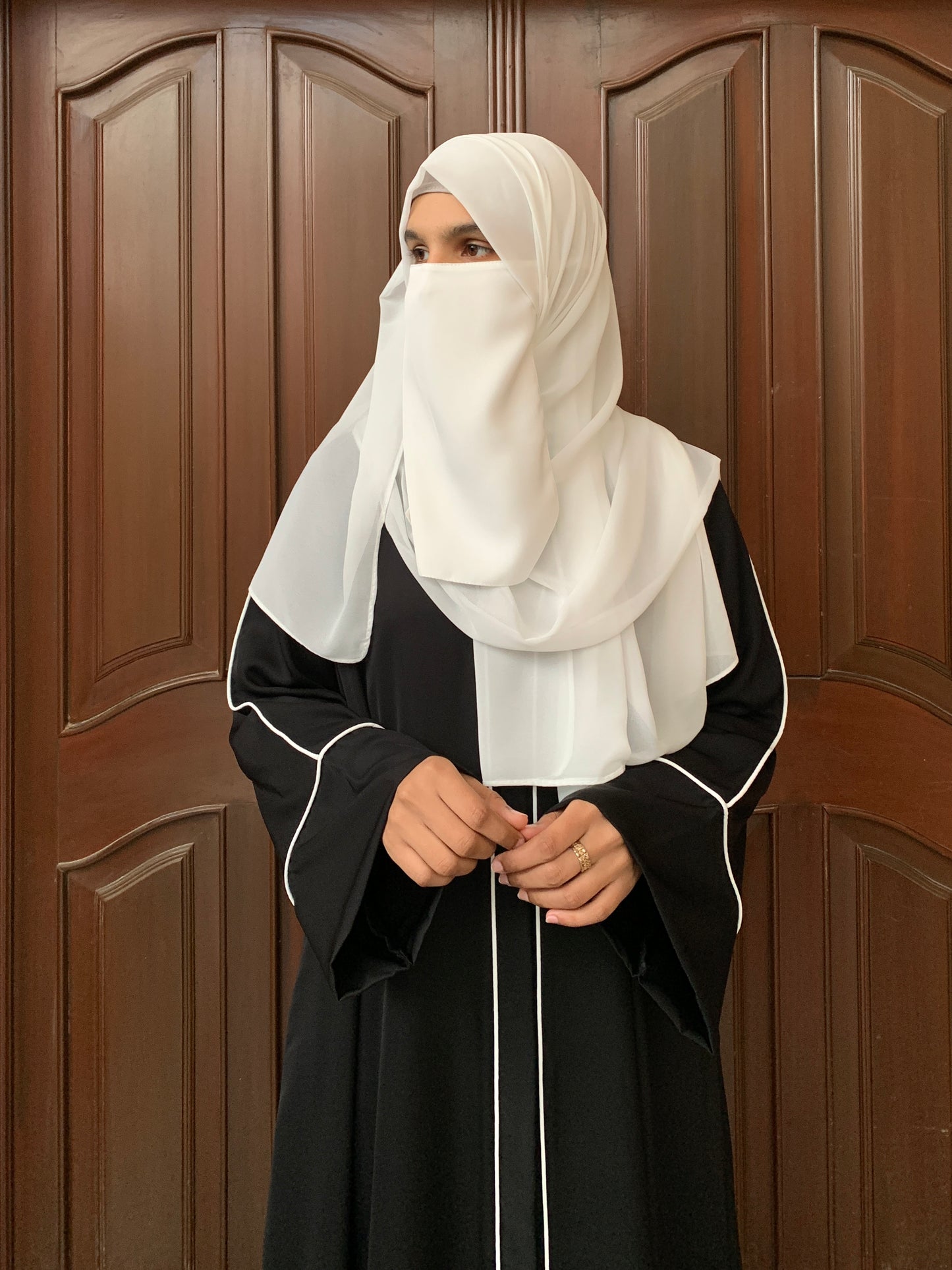 Black - Dori Abaya